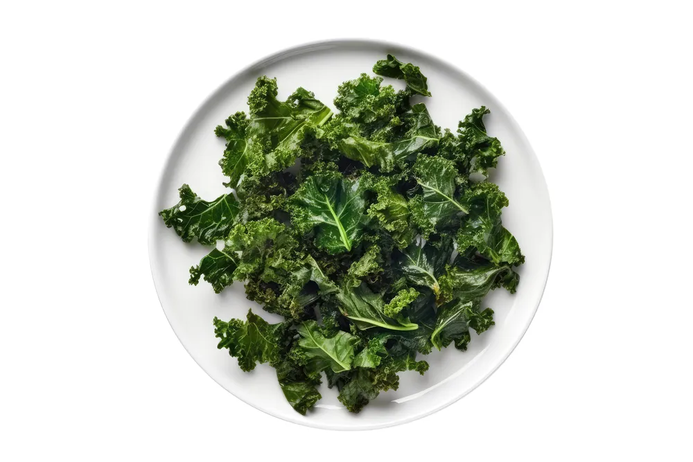 gotowany jarmuż na talerzu