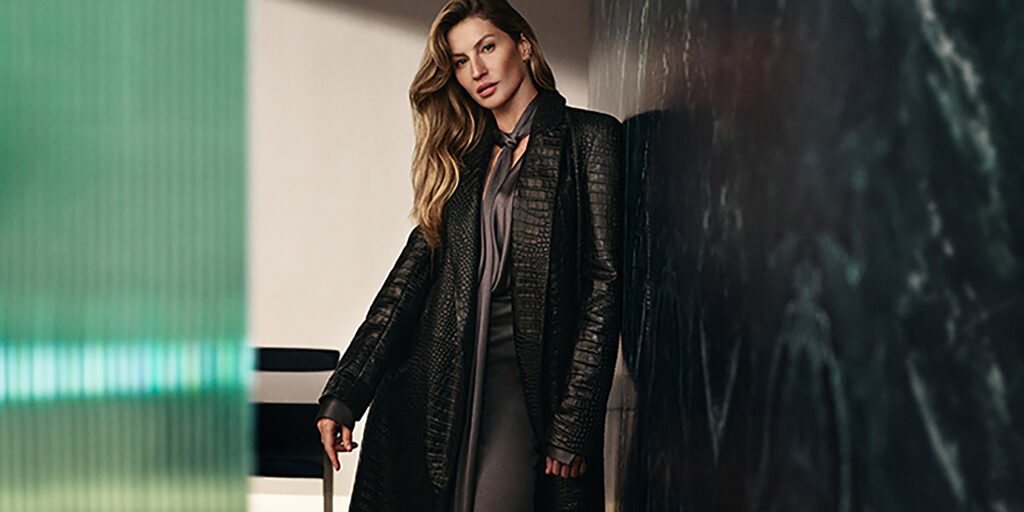 modne kurtki przejściowe damskie z kapturem