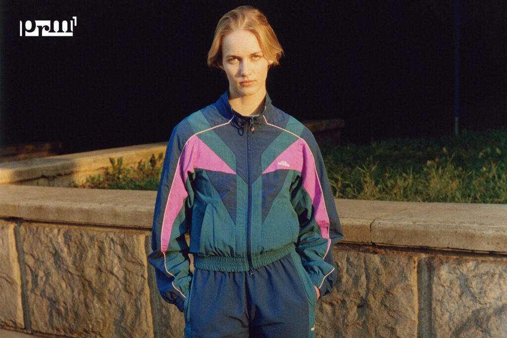 Jak tworzyć sportowe stylizacje z New Balance 550? Outfitowe inspiracje